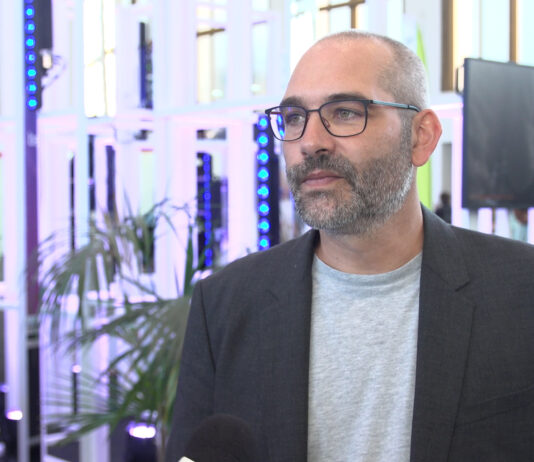 Humanoidalne roboty mogą usprawnić opiekę nad pacjentami w szpitalach i domach opieki. Francuska firma zamierza je wprowadzić do sprzedaży za dwa lata