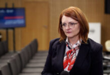 Oszustwa plagą cyberprzestępczości. Ponad 1,3 tys. podejrzanych z zarzutami w 2025 roku