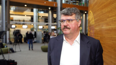 M. Wąsik (PiS): Istnieją lepsze narzędzia ostrzegania niż Alert RCB. Wymagają jednak nałożenia na operatorów komórkowych nowych obowiązków